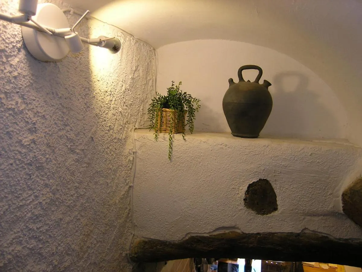 Cal Joanet, Acollidora Caseta A Gratallops 0*,  Spain