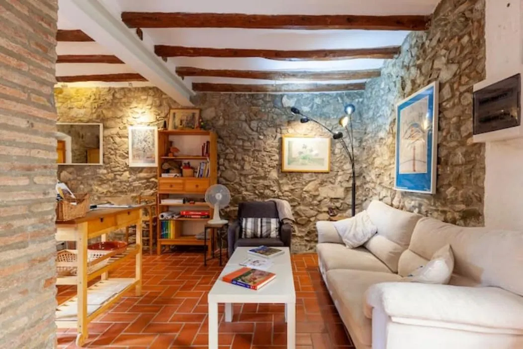 Holiday home Cal Joanet, Acollidora Caseta A Gratallops Spain